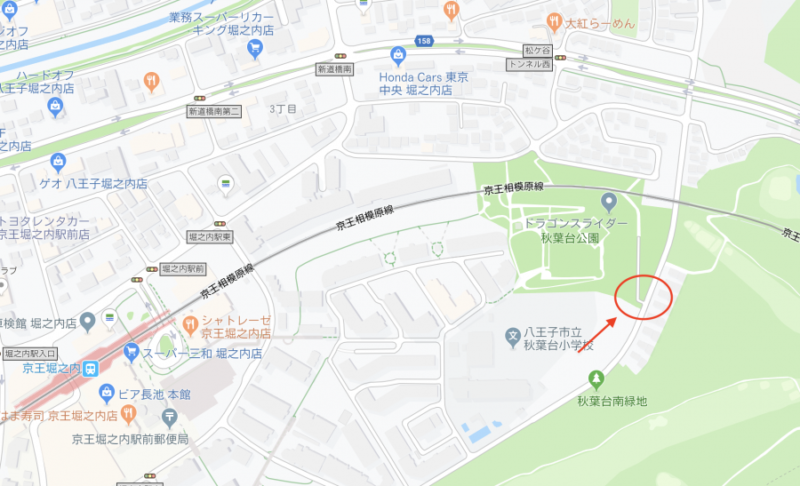 秋葉台公園の駐車場の地図